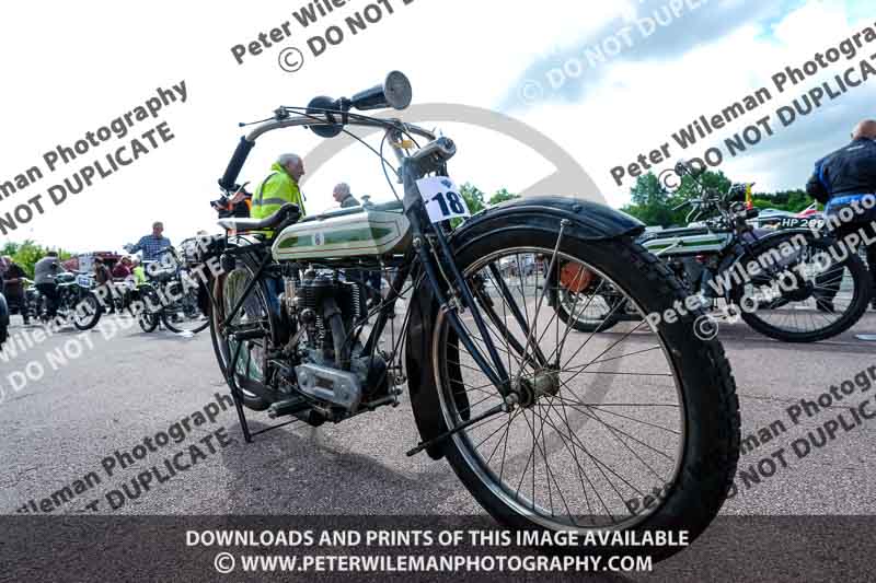 Vintage motorcycle club;eventdigitalimages;no limits trackdays;peter wileman photography;vintage motocycles;vmcc banbury run photographs